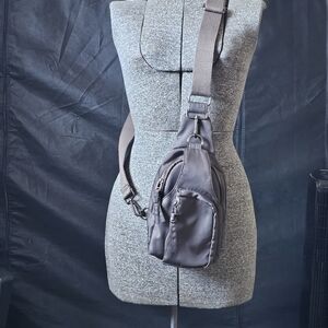 Mauruces Crossbody Bag